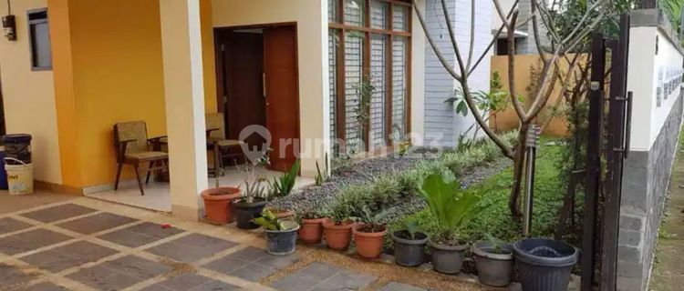 Disewakan Rumah Siap Huni Di Sayap Setiabudi 1