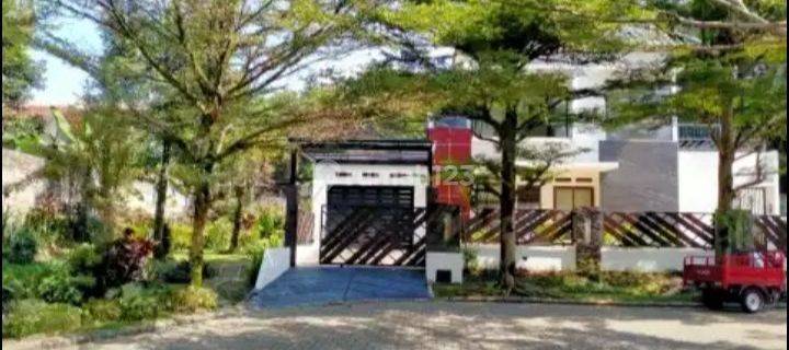 Dijual Rumah cantik di Hoek di bogor nirwana residence 1