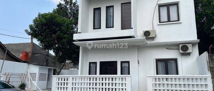 Dijual Rumah Baru  Full Furnish di ciangsana kota wisata Rumah 1