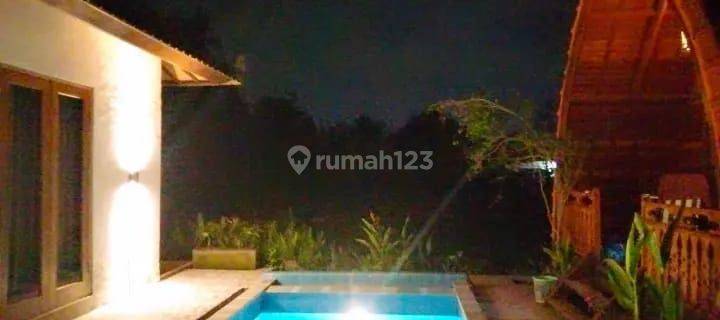 For Rent Villa Rice Field View Sayan Ubud Gianyar Bali Fully Furnished 

for Rent Villa 2 Bedroom Dan 2 Badroom Swimming Pool 
@pure Dalem Street Number 15 Villa Rice Field View,  Sayan Ubud,  Village *villa Position In Is The Middle Of The Rice Fields An 1