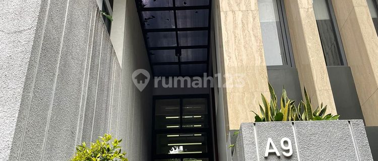 NEW TOWNHOUSE IN KEMANG 1