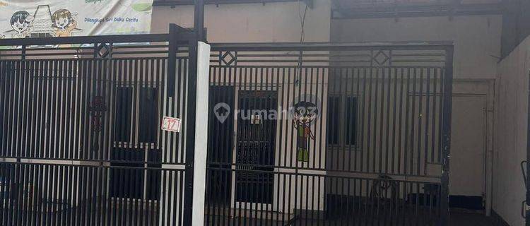 Disewa Rumah Daerah Semper Jakarta Utara 2 Lt 4 BR Semi Furnish 1