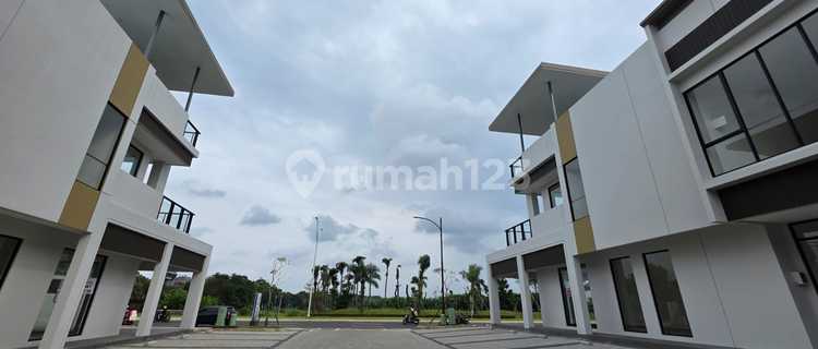 Shop House for Rent in Gading Serpong, 2 Floors, Ready to Use, Near Syafana. 1