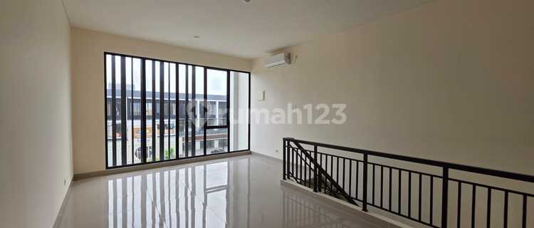 3-Story Shop House for Rent in Hampton Gading Serpong, Price Around 100 Million Negotiable 1