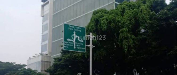 Gedung Strategis Di Kebon Sirih Menteng Jakarta Pusat 1