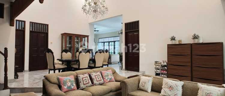 Rumah Asri 2,5 Lantai Siap Huni Posisi Hoek Lokasi Strategis Kelapa Dua Jakarta Barat 1