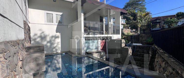 Villa Area Dago View Cantik dengan Swimming Pool Full Furnish Harga Murah 1