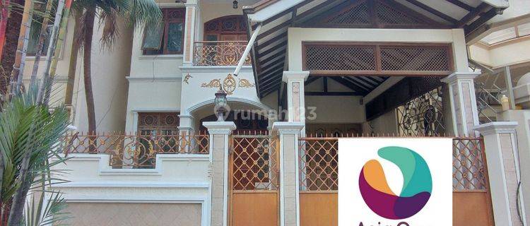 Rumah Bagus Semi Furnished di Rawamangun, Jakarta Timur 1