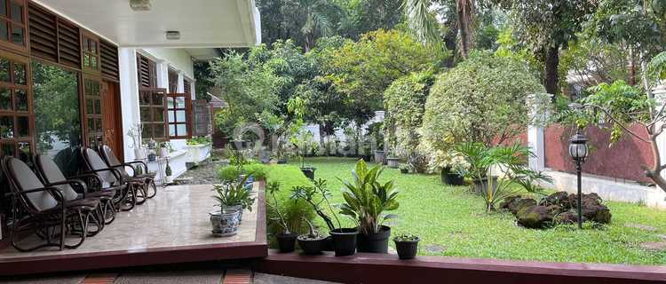 Menteng House on Jl Banyuwangi for Sale 1