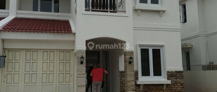 Rumah mewah di grand Kawanua disewakan cocok buat WNA DAN PEJABAT  1