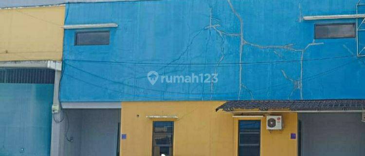 Gudang di kompleks pergudangan bizz ring road 1 harga miring  1