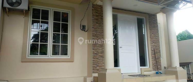 Rumah mewah di wenang permai 2 disewakan furnis lengkap  1