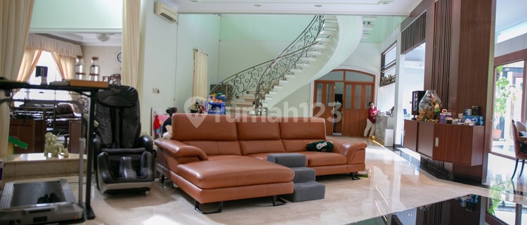 For Sale - Exclusive Luxury House in Pik Mediterania Resort 1