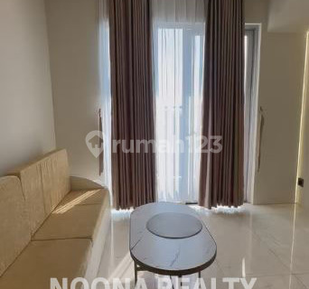Jual Apartemen Cosmo Mansion 3 Bedroom Lantai Tinggi Furnished 1