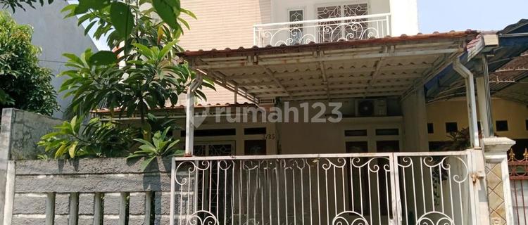 2-Story House Ready to Occupied in Jagakarsa 1