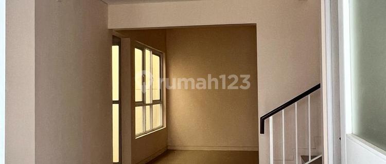 Rumah 2 Lantai Disewakan di Victoria Highland Bsb Ngaliyan 1