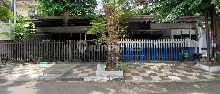 Ruko Tengah Kota Dekat Simpang Lima Dijual Cepat 1