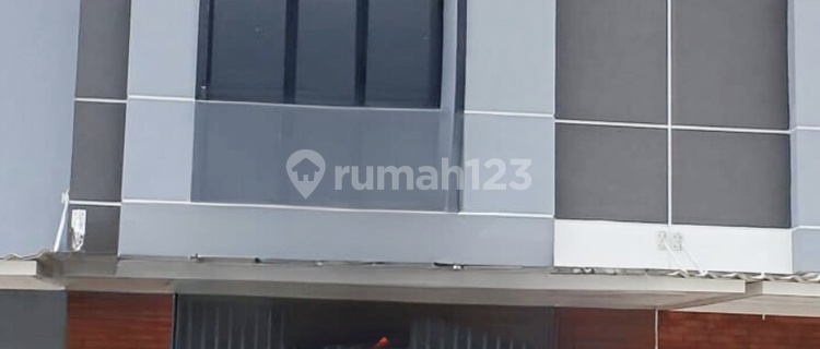 Ruko 2 Lantai Disewakan di Pasar Modern Bsb 1