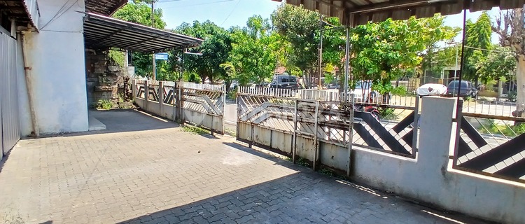 Rumah Luas untuk Kantor dan Gudang Disewakan Tengah Kota 1