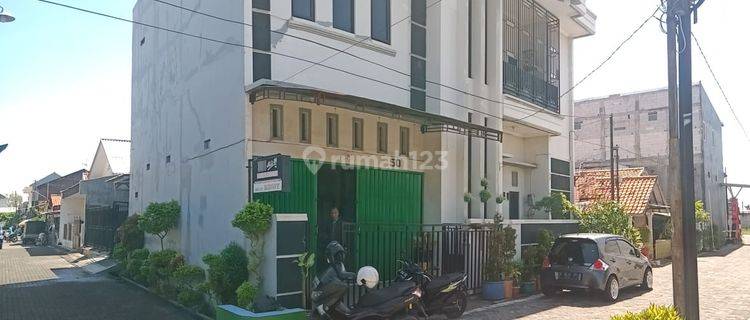 Dijual Rumah Tengah Kota Siap Pakai 2 lantai 1