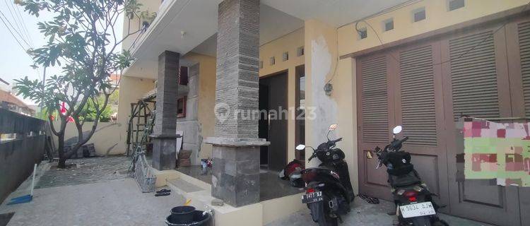 Disewakan Rumah Pusat Kota siap Pakai semi furnish 1