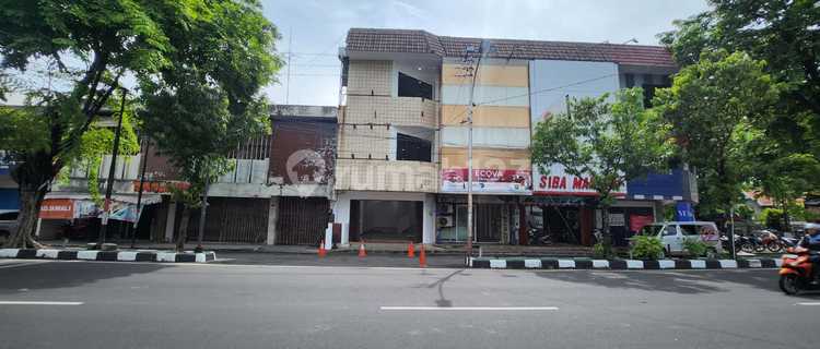 Dijual Ruko Tengah Kota Pusat Bisnis Siap Pakai 1