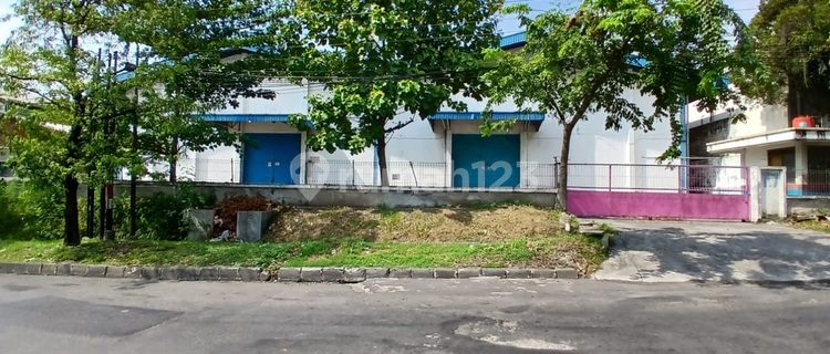 For Rent. Gatsu Area Warehouse, 1500 Square Meters, Roadside Location. 1