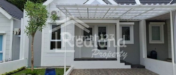 Rumah di Victoria Highland ,Citraland Bsb City Semarang ( Wn 8695 ) 1
