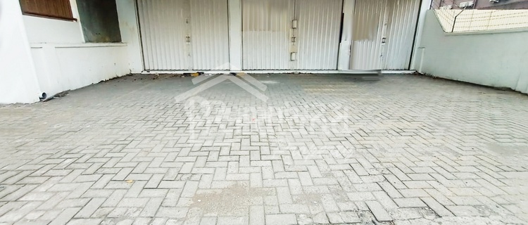 Shop House in the General Sudirman Area, Semarang Ln 4308s 1