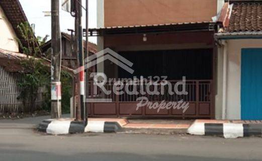 Ruko di Jenderal Sudirman , Kudus Ln 4417  1