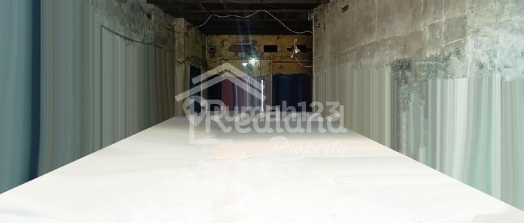 Gudang Di Woltermonginsidi , Semarang Ln 4724  1