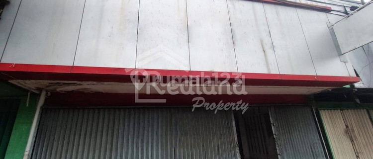 Strategic commercial building in the center of Semarang city, ready to use, for rent in Semarang (Area 7889). 1