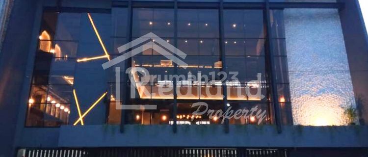 Business Space in the Gajahmungkur area, Semarang (Vn Tt 8067) 1