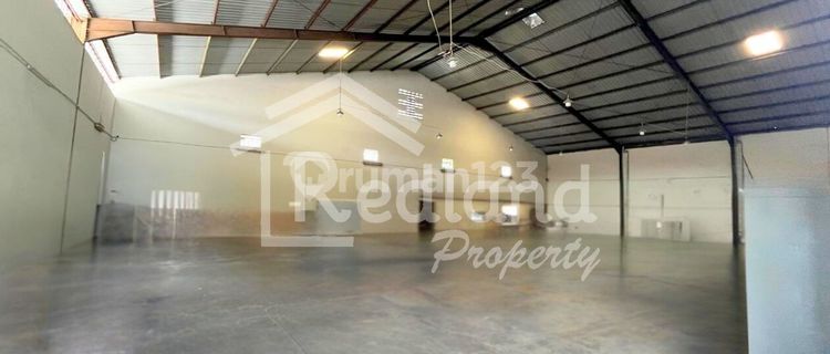 Gudang di Jl Arteri Soekarno Hatta ( Vn Si 8220 ) 1