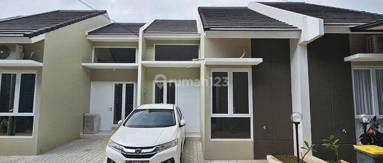 Rumah Baru Exclusive Dekat Kota Wisata Hanya Booking Fee 10 Jt 1