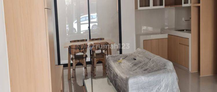 Dijual Rumah Modern Pik 2 Full Furnish Lokasi Strategis 1