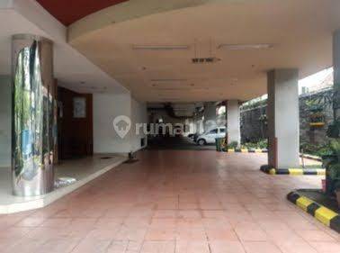 Dago Sayap Jalan Riau Gedung 4 Lantai Disewakan 1