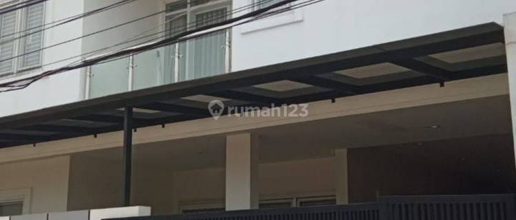 Rumah Baru di Jalan Anggrek , Serang 1