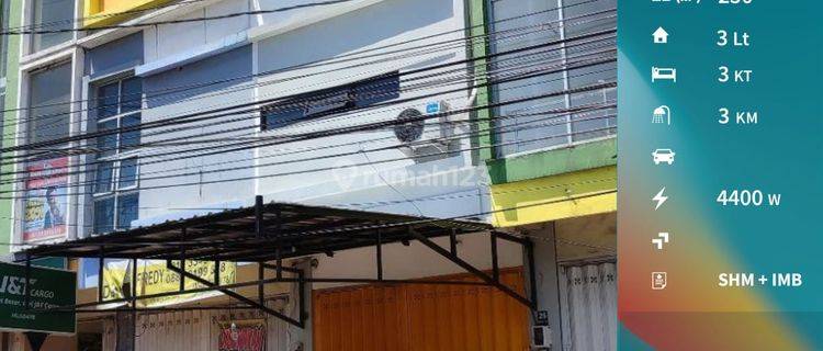 Dijual Ruko Mewah 3 Lantai Semi Furnished di Daerah Jalan Galunggung Malang 1