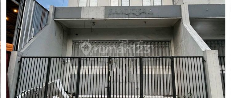 2-Storey Shophouse Ready for Use, Strategic Location Suitable for Office or Business 1