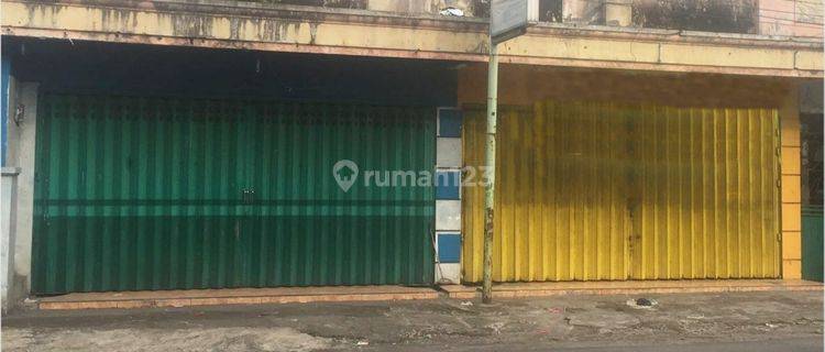 Ruko Lokasi Strategis Daerah Tengah Kota Cocok Untuk Usaha 1