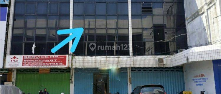 Turun Harga Sewa Ruko 3 Lantai Strategis Pusat Kota Jember 1