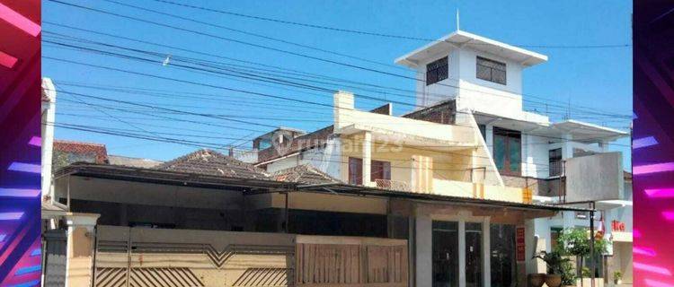 Rumah Toko Luas di Pinggir Jalan Provinsi. Bisa Untuk Usaha 1