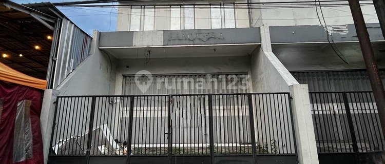 2-Story Shop House for Rent in City Center Near Lippo Mall. Suitable for Business or Office Use. 1