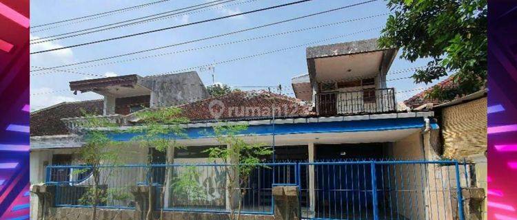 Dijual Rumah Luas Tengah Kota Jember dekat Lippo Mall. Siap Huni 1