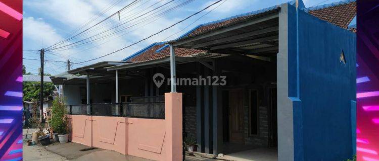 Rumah Kos + Rumah Induk Lokasi dekat Kampus UNEJ Jember. Harga Nego. 1