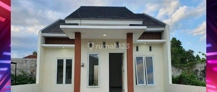 Rumah di Private Cluster Tengah Kota Jember Siap Huni 1