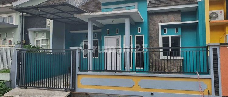 Sewa Rumah Dekat Kampus Unmuh Siap Huni. Cocok untuk Mahasiswa atau Keluarga 1