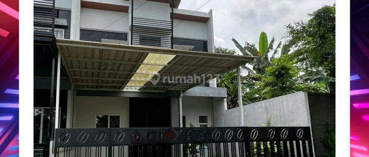 Sewa Rumah Semi Perabot 2 Lantai Tengah Kota Jember. Siap Huni 1