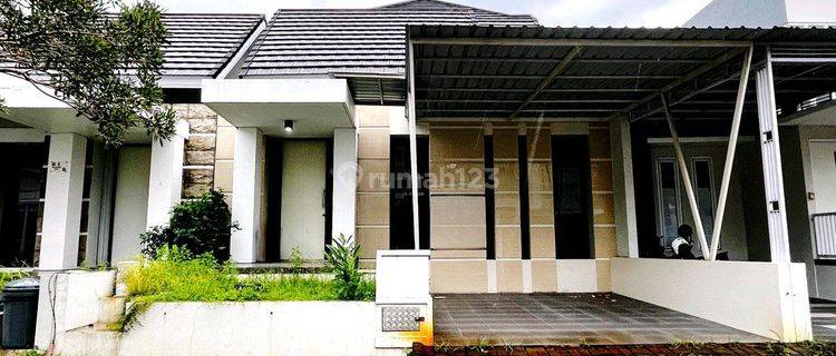 Rumah Modern Minimalis 2 Lantai Siap Huni. Di Perumahan Elit Tengah Kota Jember 1